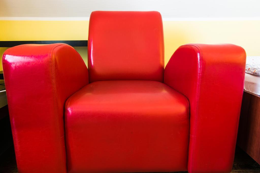 Red Apartment Вроцлав Номер фото
