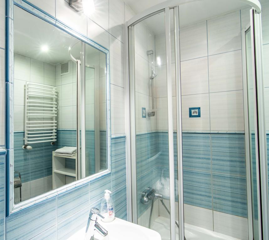 Red Apartment Вроцлав Номер фото